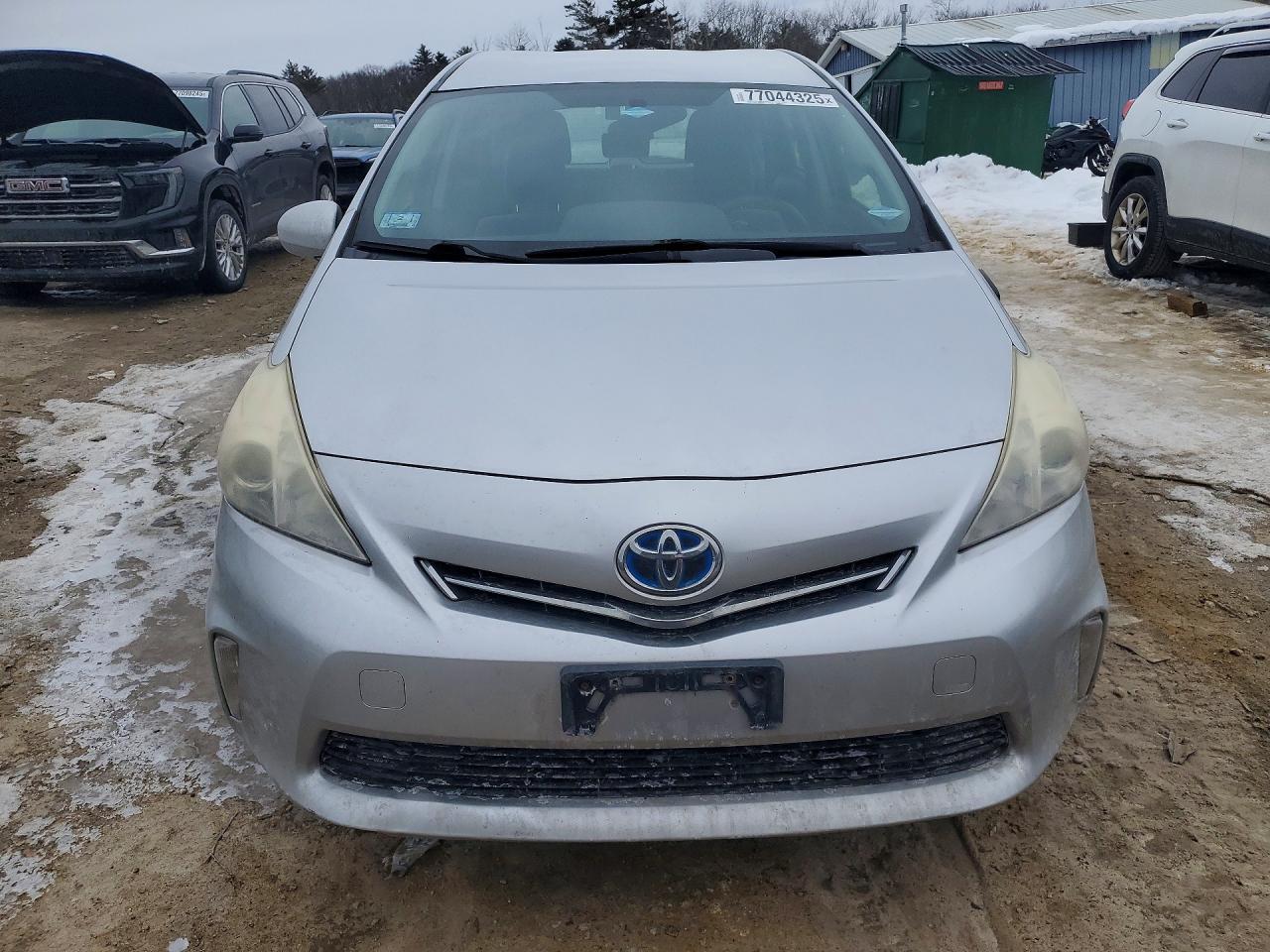 2012 TOYOTA PRIUS V