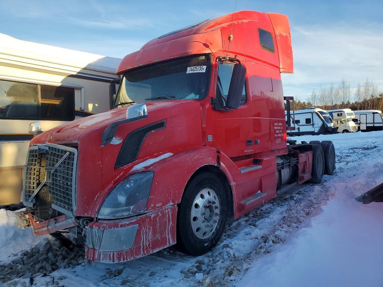 2010 VOLVO VNL