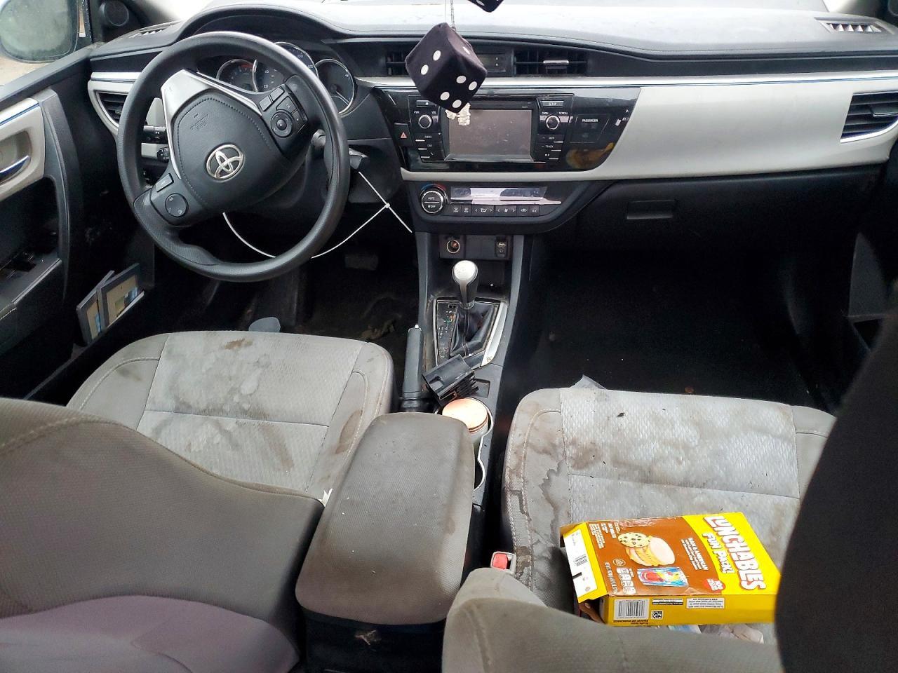 2016 TOYOTA COROLLA