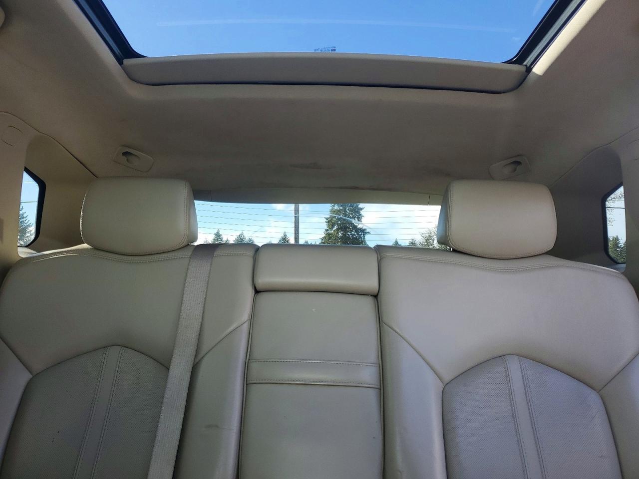 2011 CADILLAC SRX