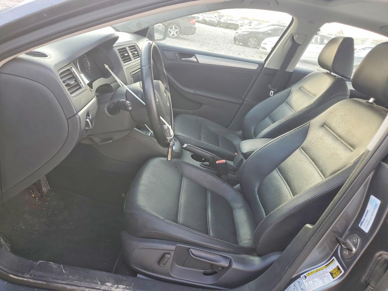 2014 VOLKSWAGEN JETTA