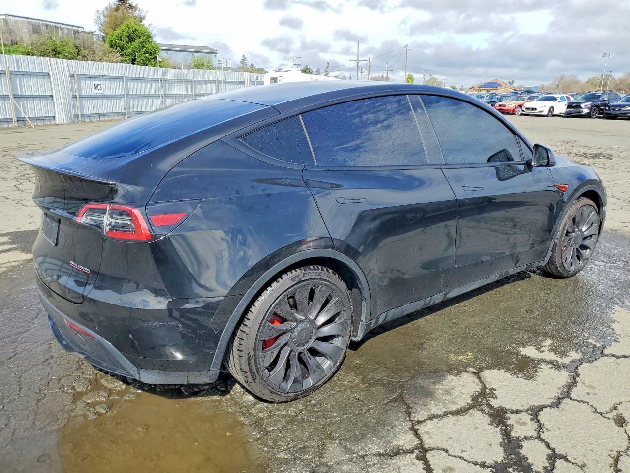 2022 TESLA MODEL Y