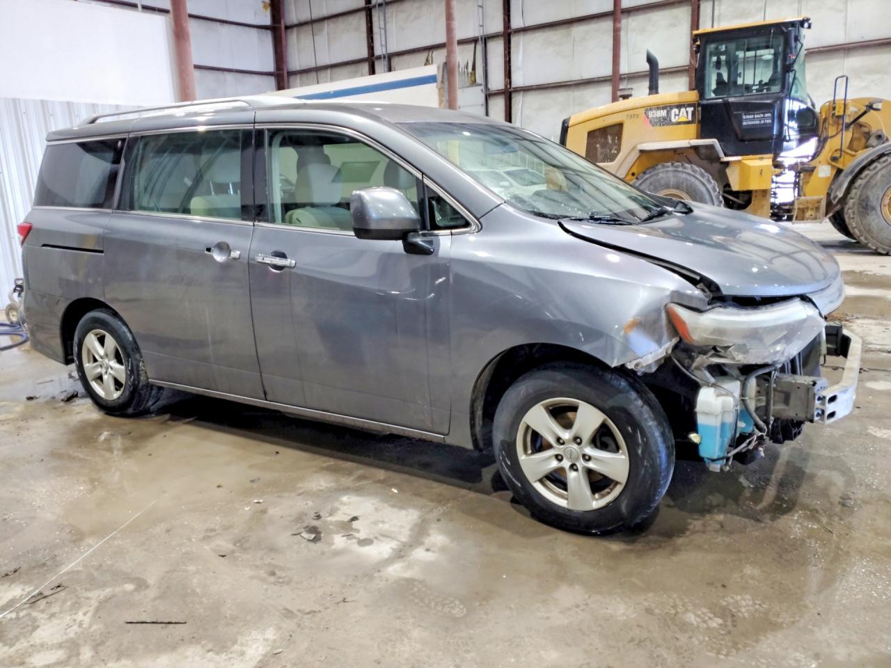 2016 NISSAN Quest