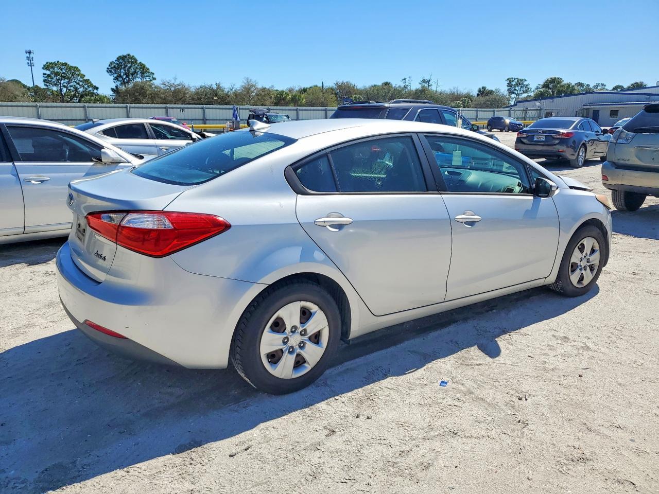 2016 KIA FORTE
