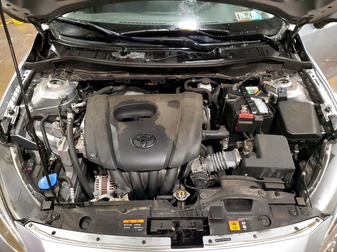 2017 TOYOTA YARIS