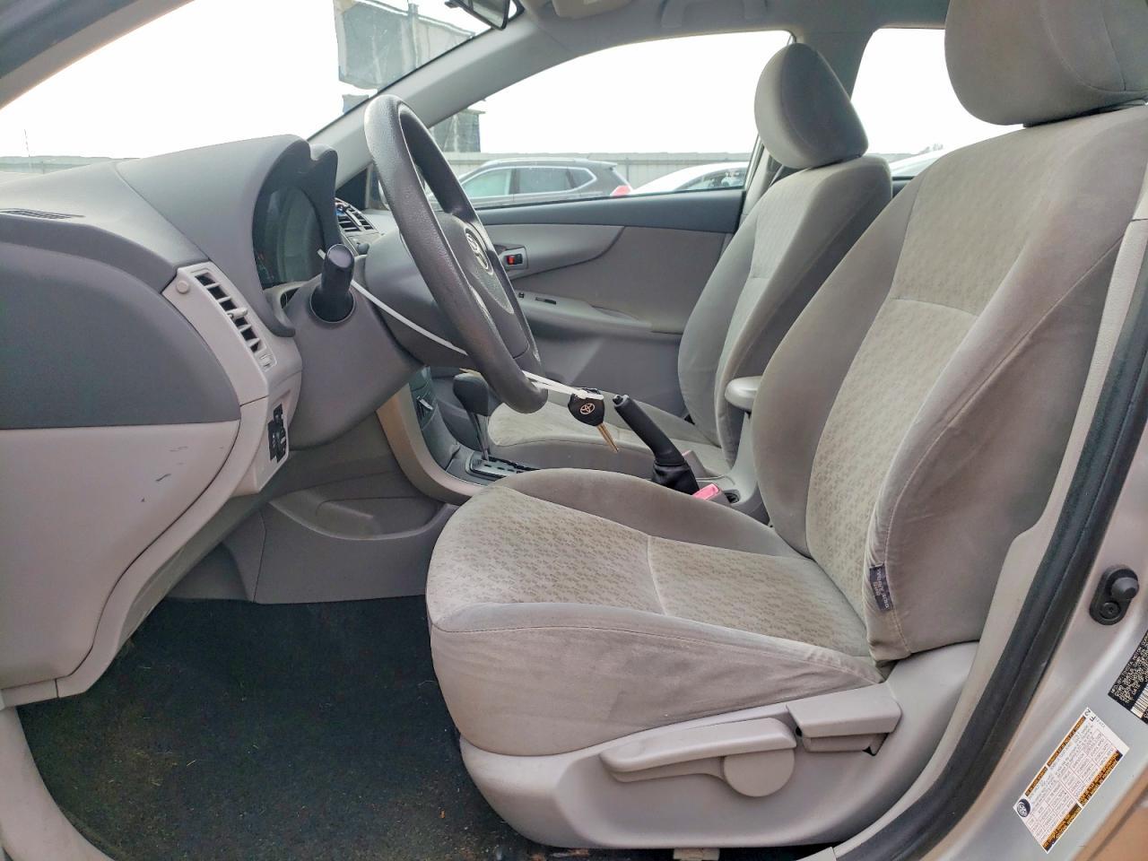 2009 TOYOTA COROLLA
