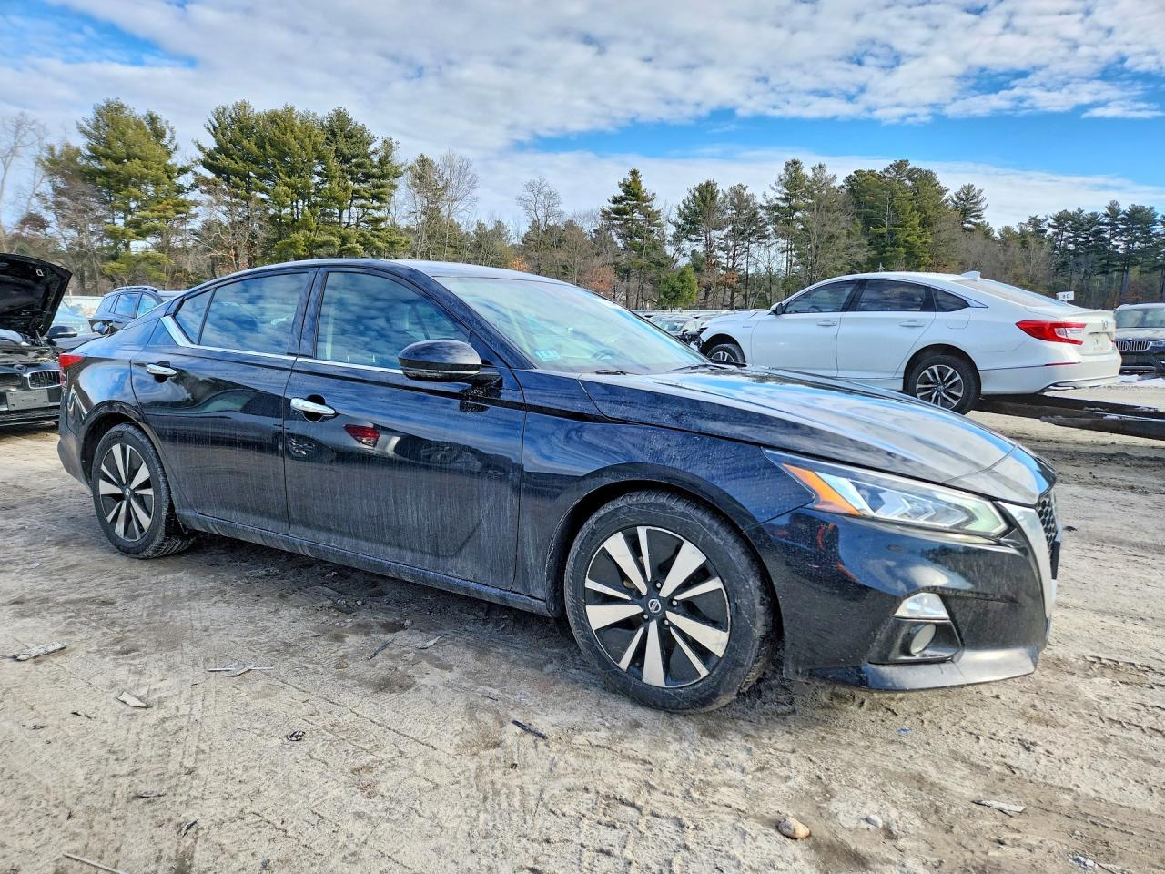 2019 NISSAN ALTIMA