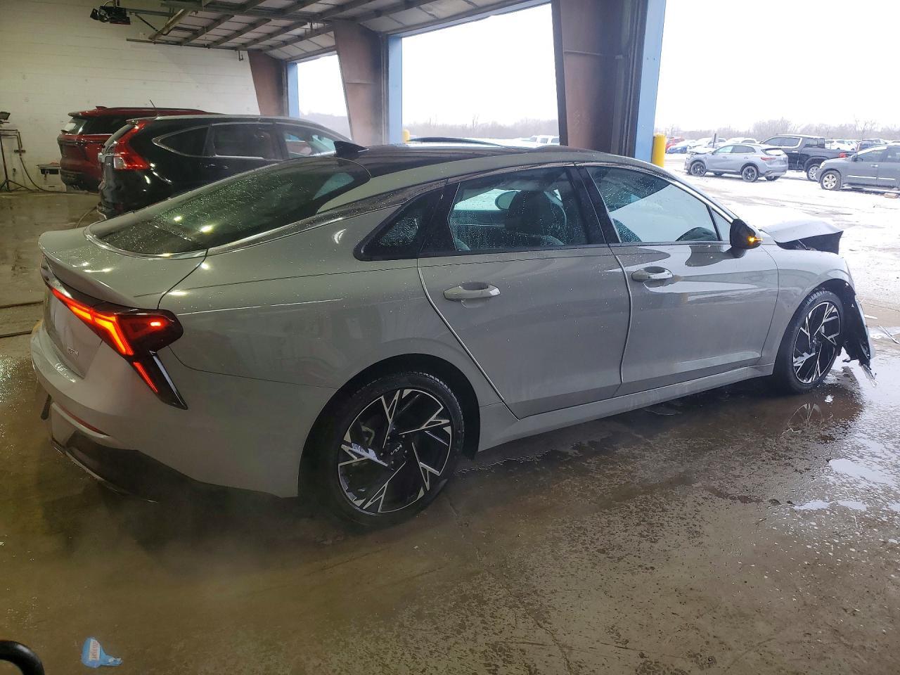 2025 KIA K5