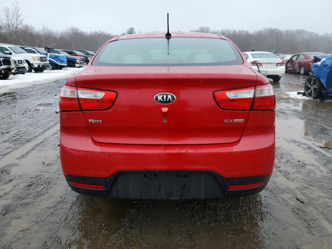 2013 KIA RIO