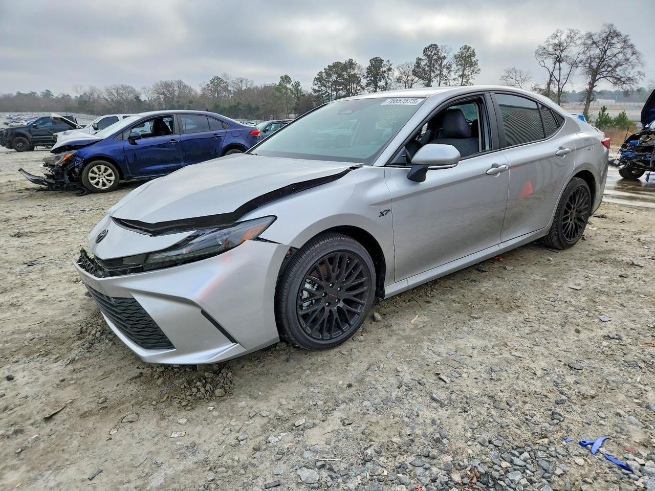 2025 TOYOTA CAMRY