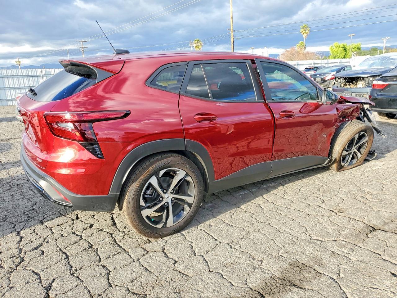 2025 CHEVROLET TRAX