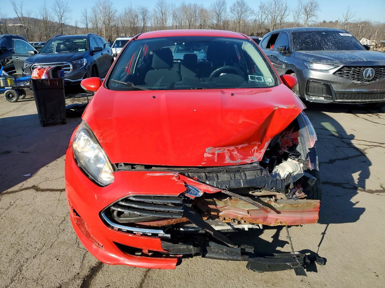 2014 FORD Fiesta