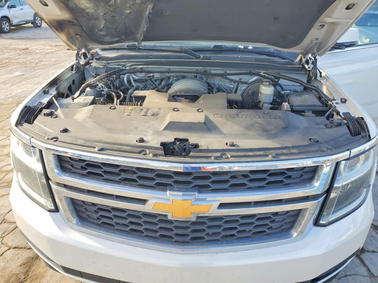 2016 CHEVROLET Suburban