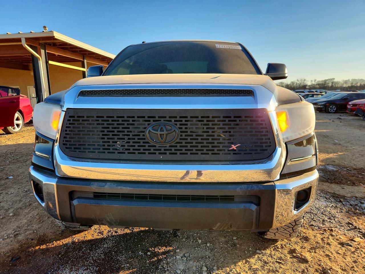 2017 TOYOTA TUNDRA