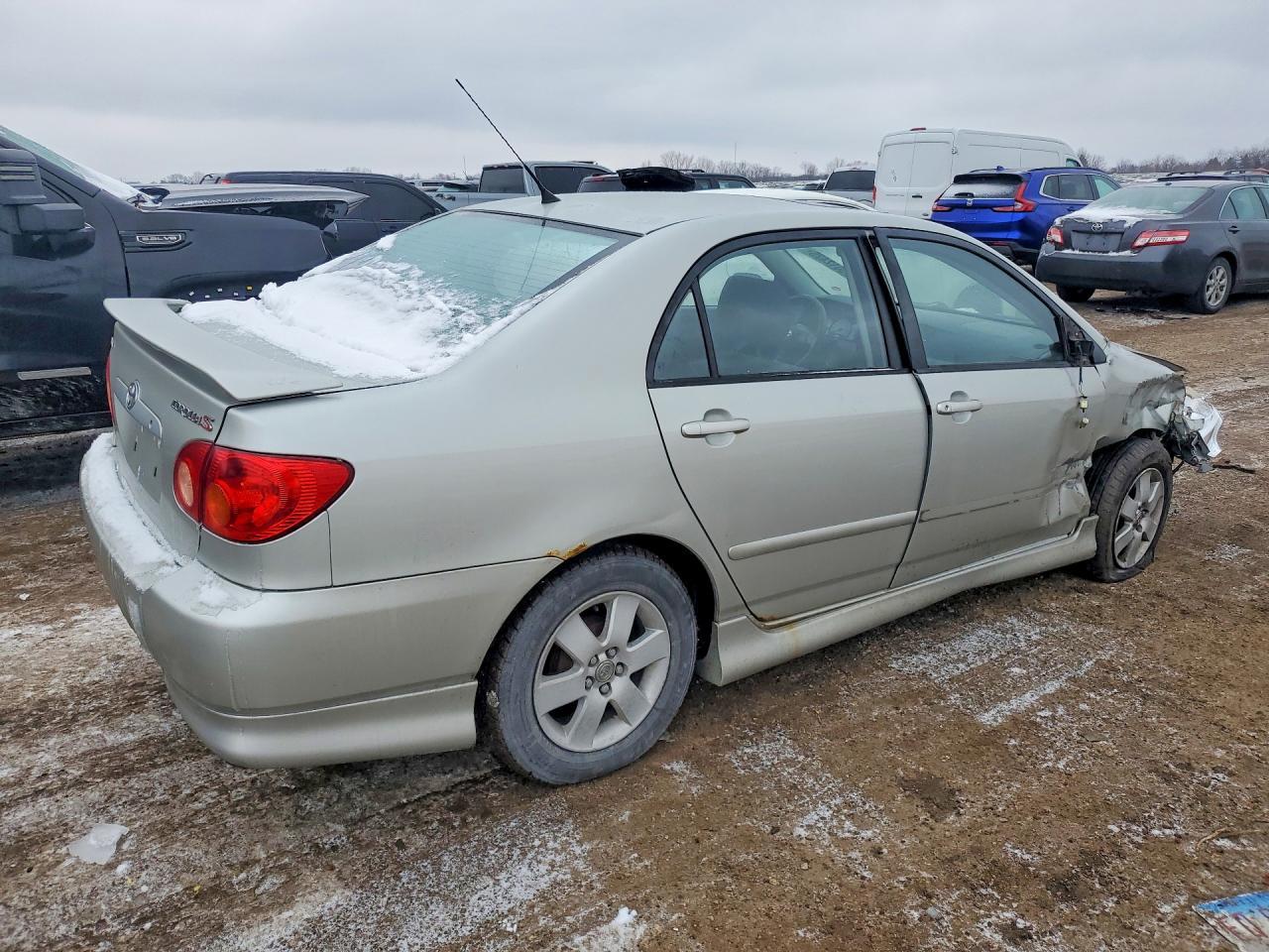 2004 TOYOTA COROLLA