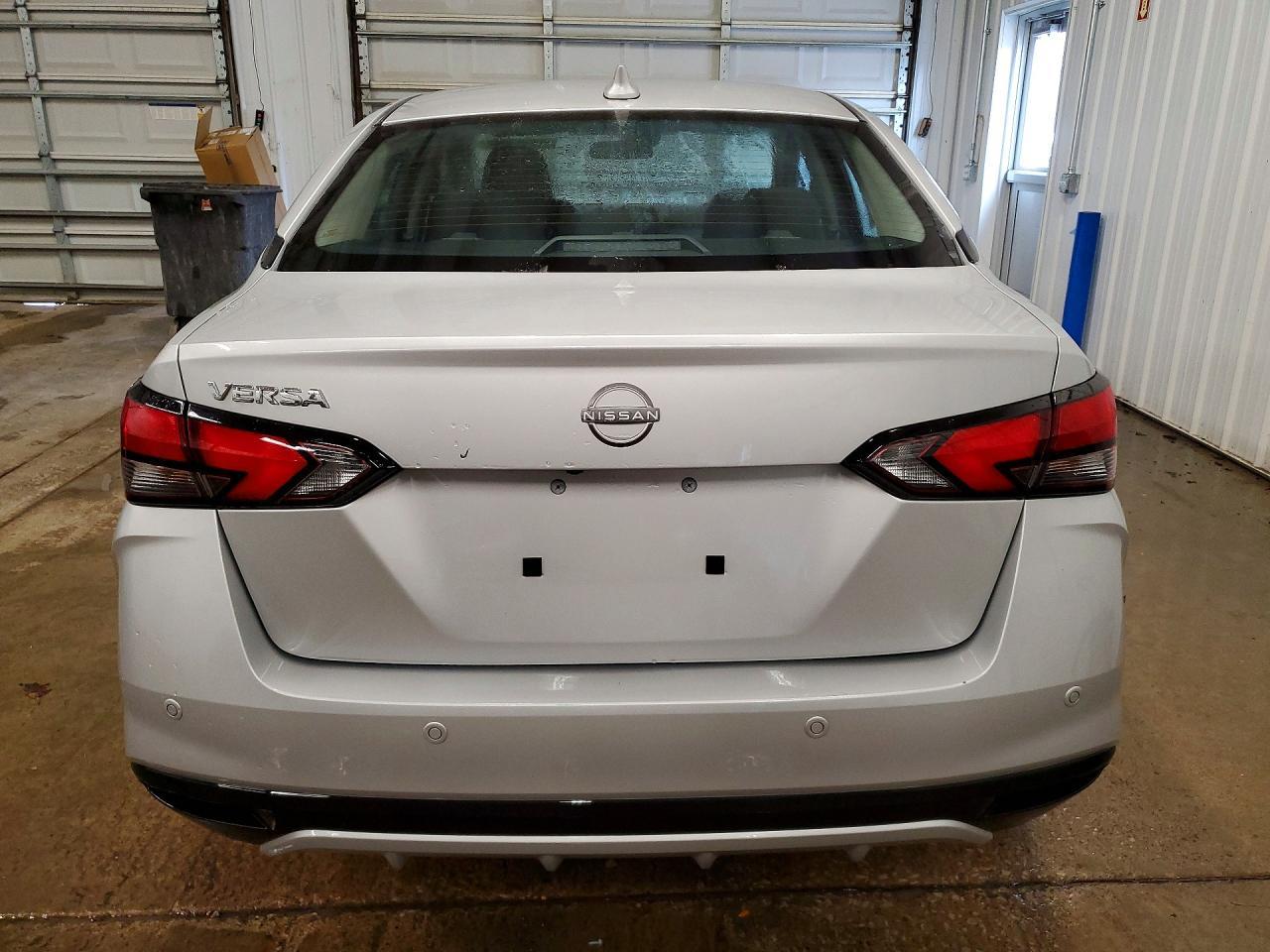 2025 NISSAN VERSA