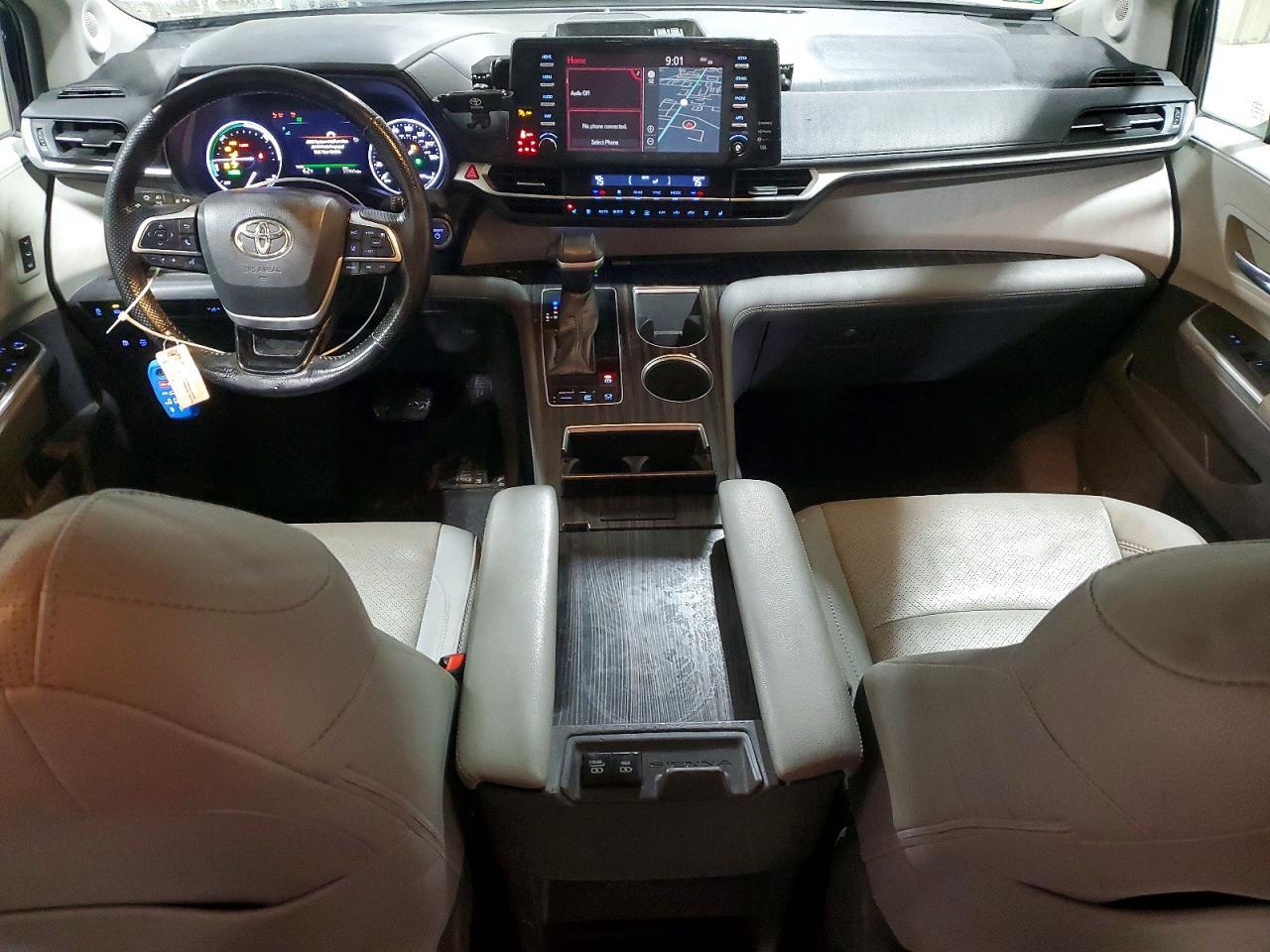 2021 TOYOTA SIENNA