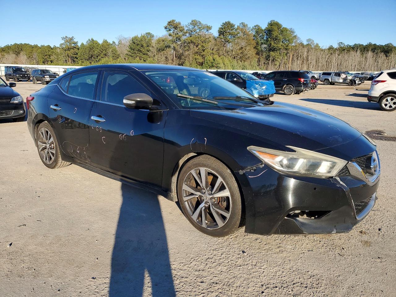 2017 NISSAN Maxima