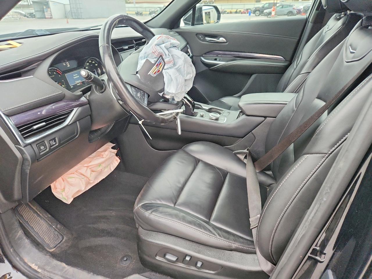 2021 CADILLAC XT4