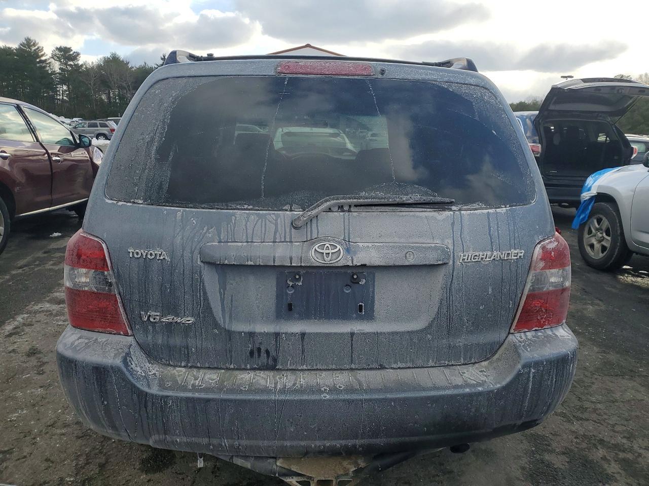 2005 TOYOTA HIGHLANDER