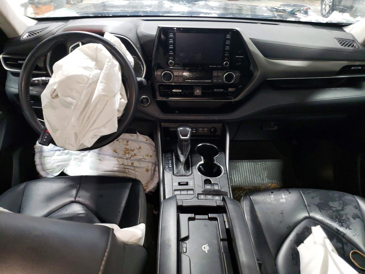 2022 TOYOTA HIGHLANDER