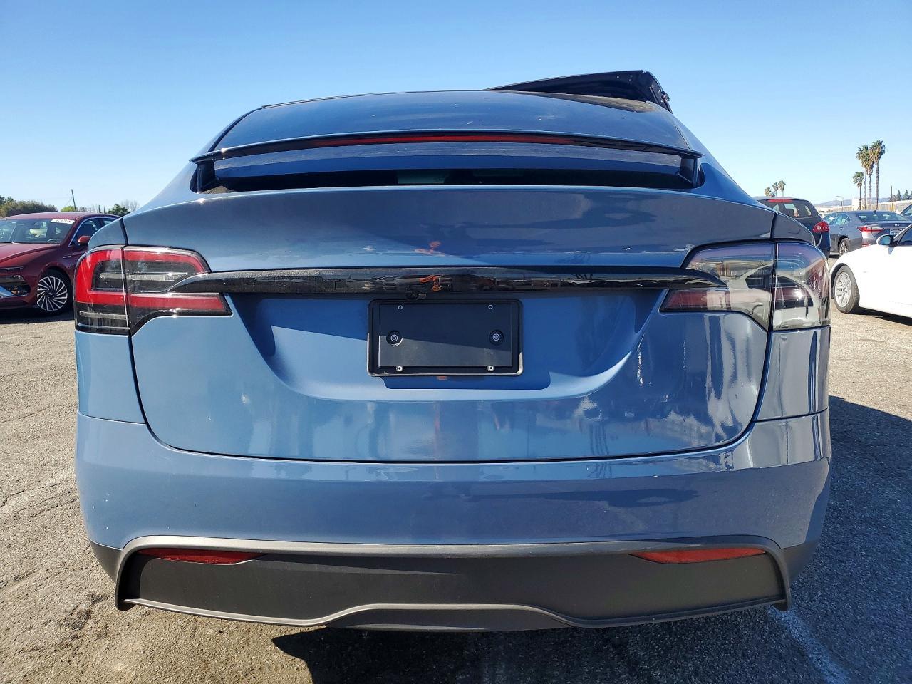 2026 TESLA MODEL X