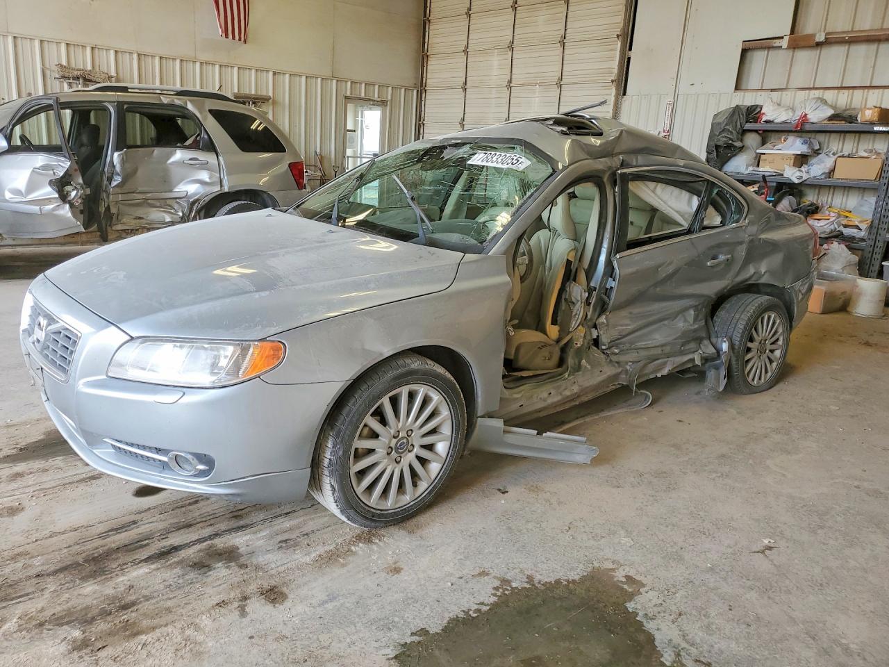 2013 VOLVO S80