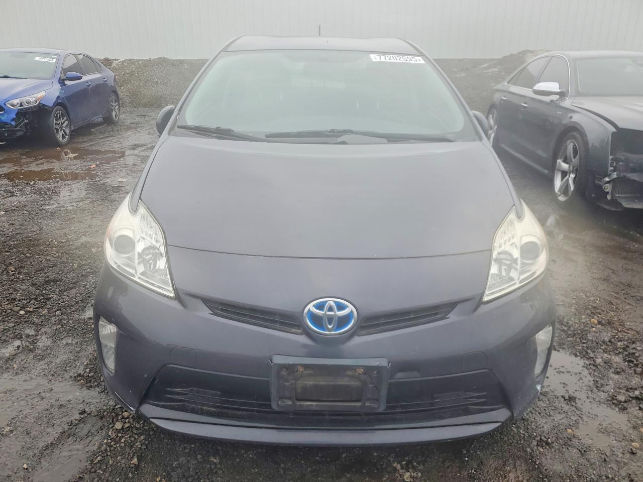 2014 TOYOTA PRIUS