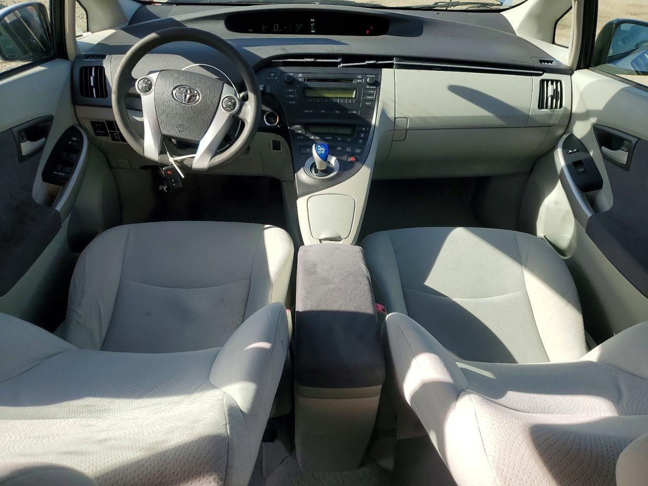 2010 TOYOTA