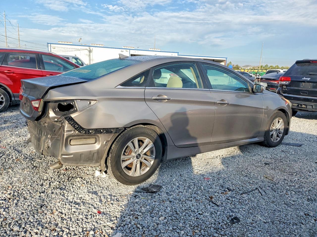 2014 HYUNDAI SONATA