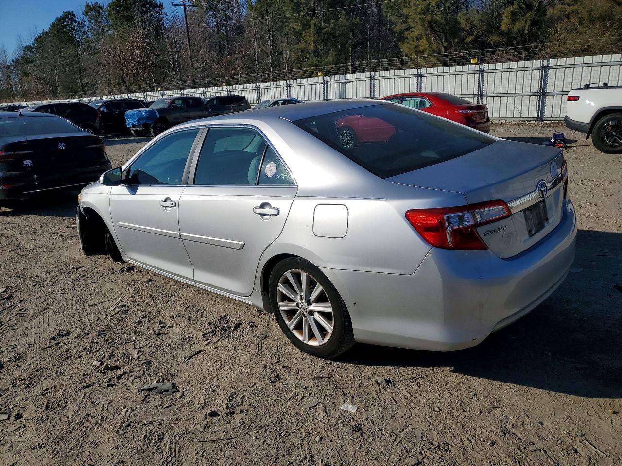 2013 TOYOTA CAMRY