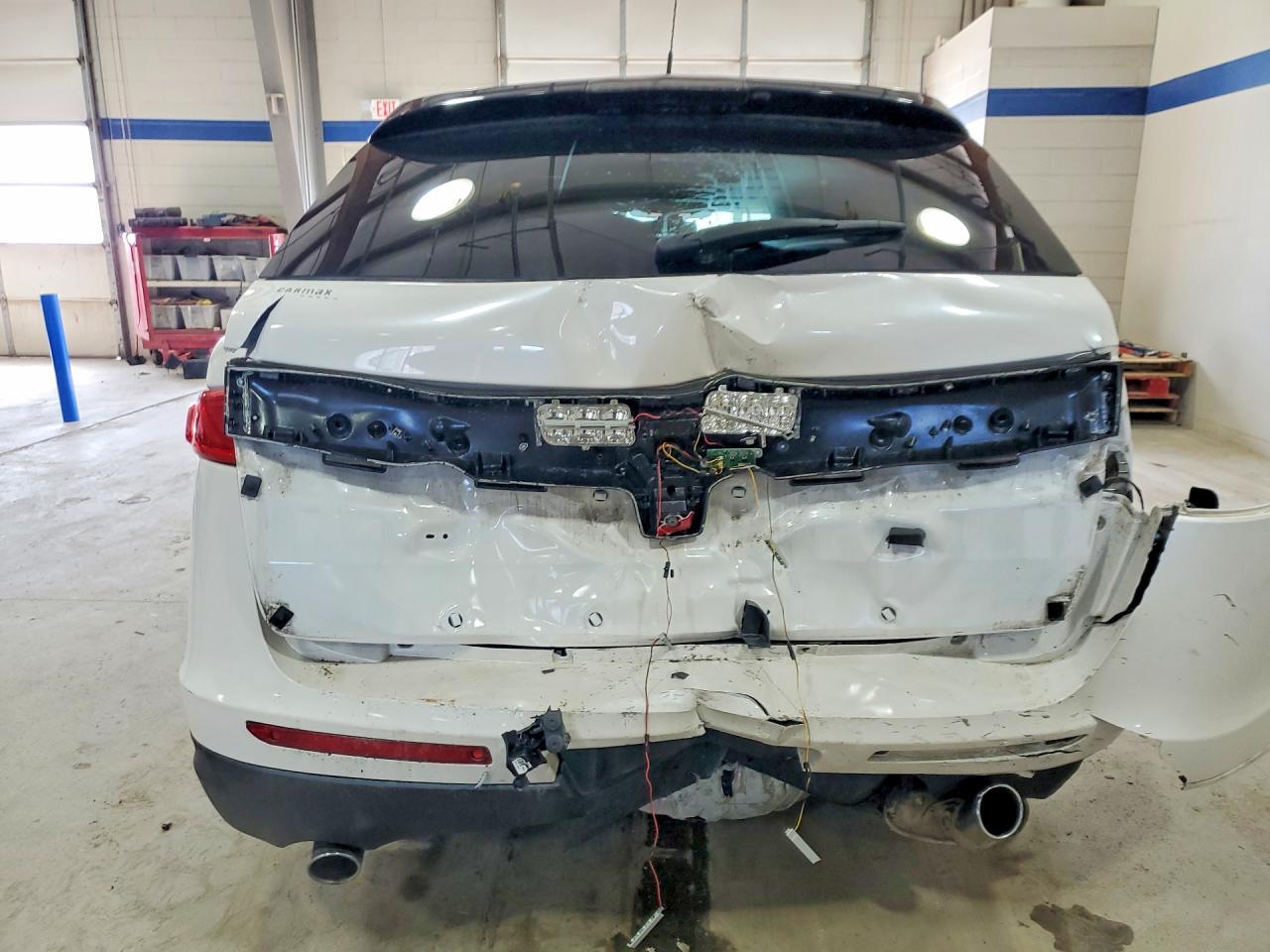 2017 LINCOLN MKT