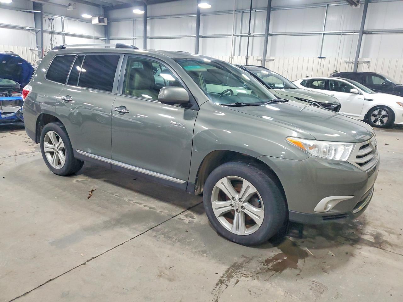 2012 TOYOTA HIGHLANDER