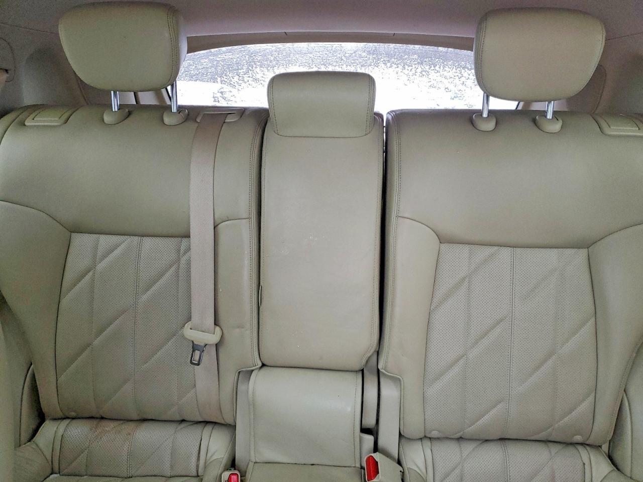 2010 INFINITI FX35