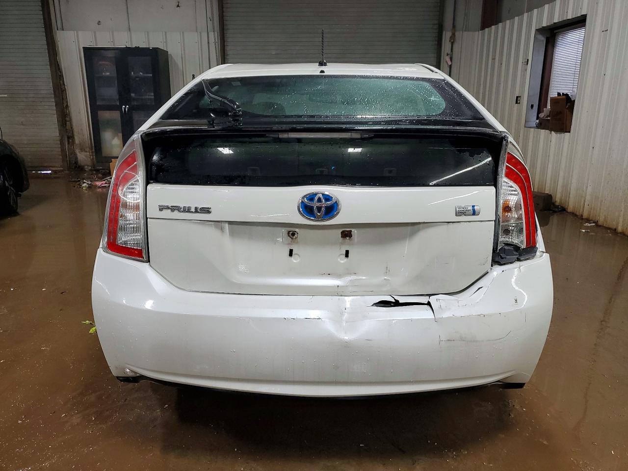 2014 TOYOTA PRIUS