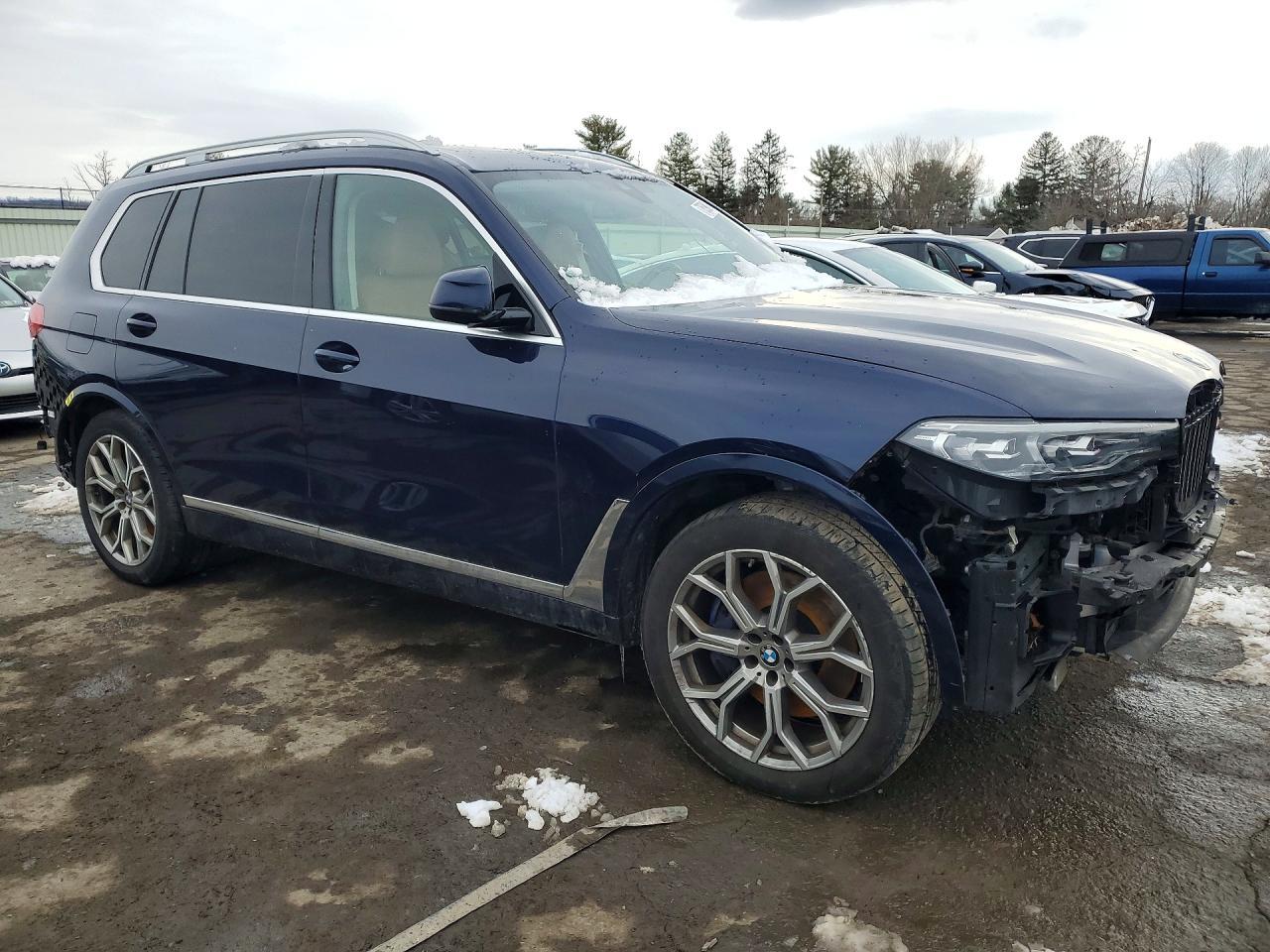 2020 BMW X7