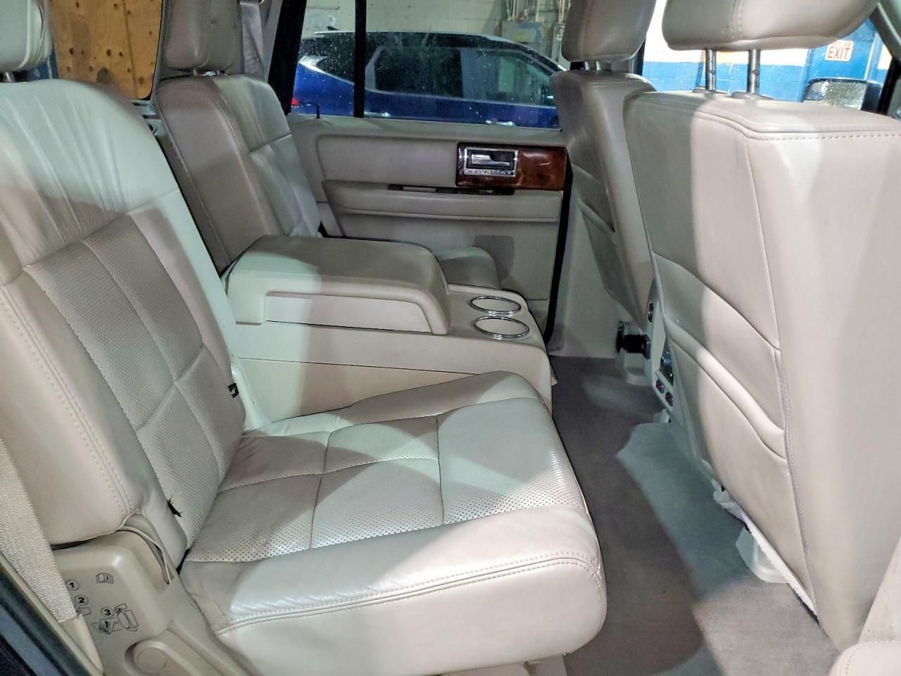 2012 LINCOLN Navigator