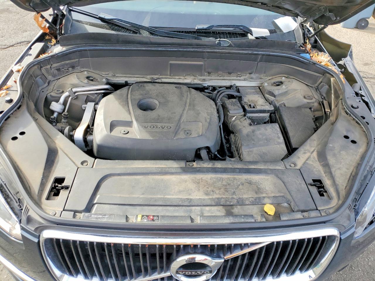 2016 VOLVO XC90