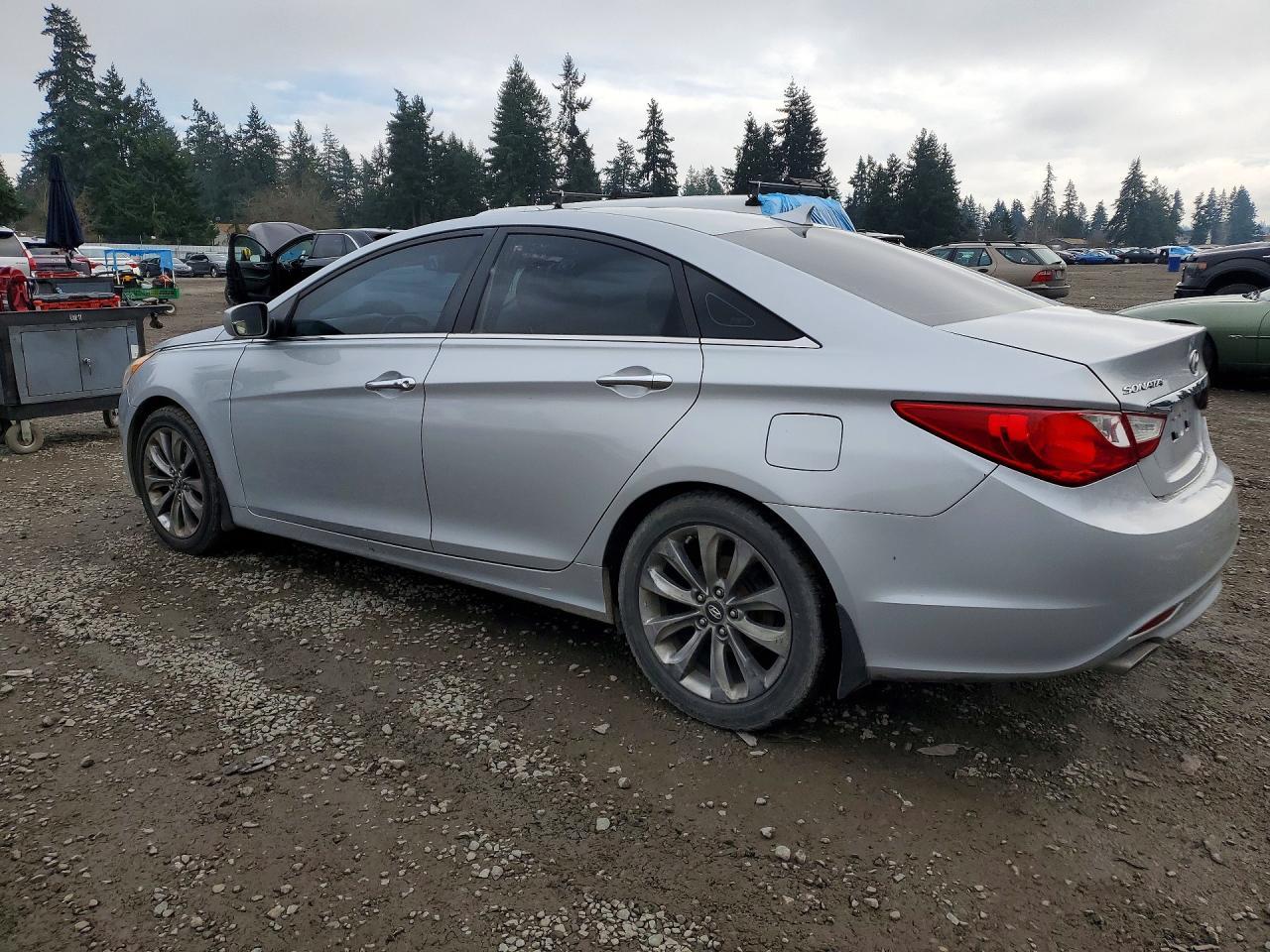 2011 HYUNDAI SONATA