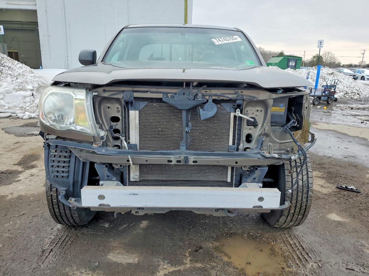 2011 TOYOTA TACOMA