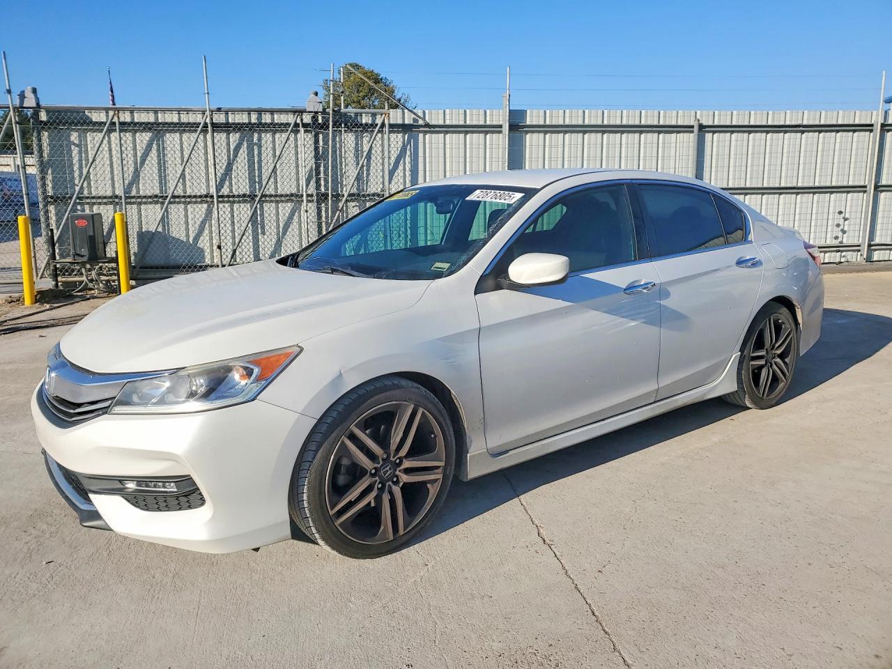 2016 HONDA ACCORD