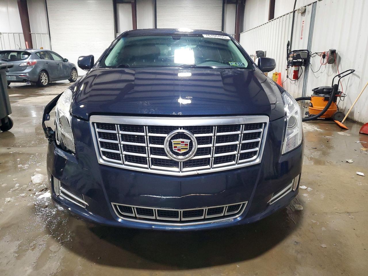 2013 CADILLAC XTS