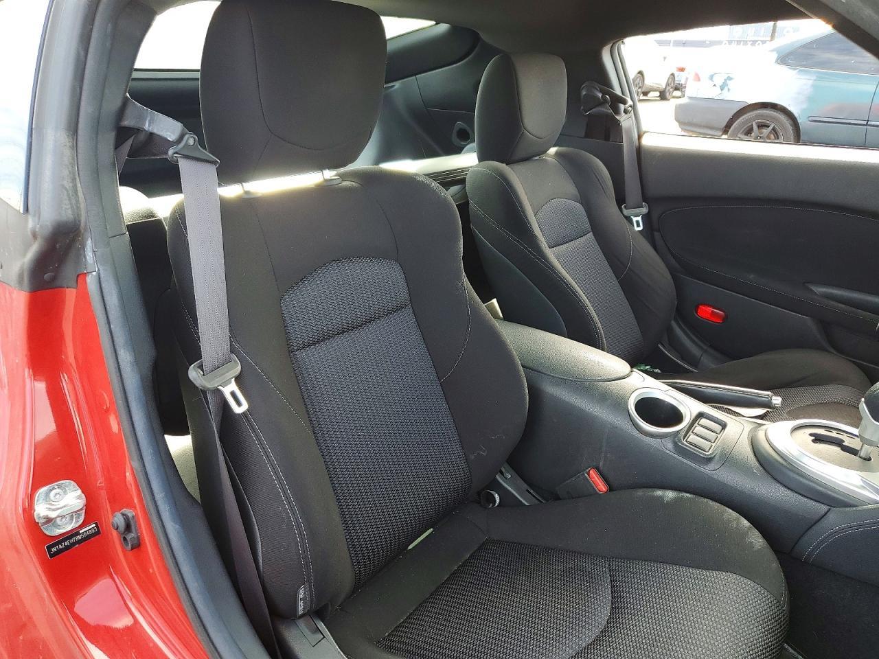2011 NISSAN 370Z