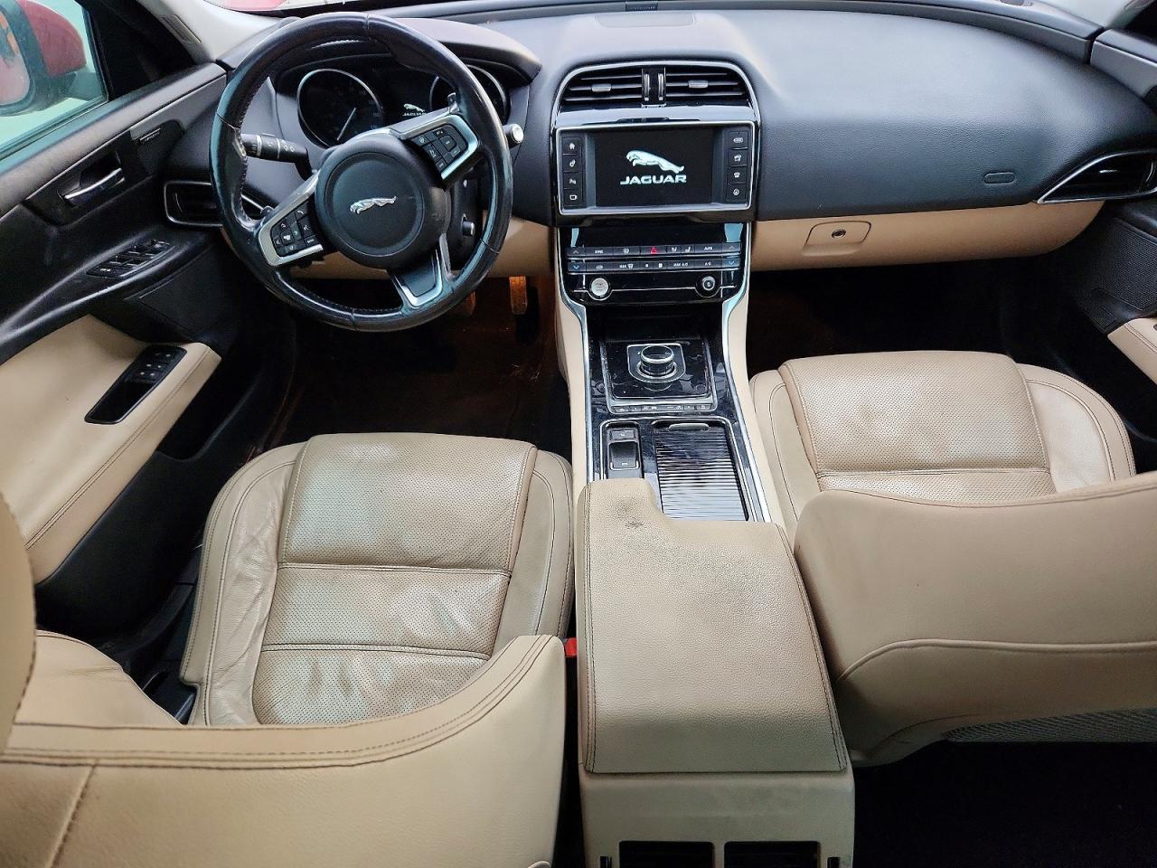 2018 JAGUAR XE
