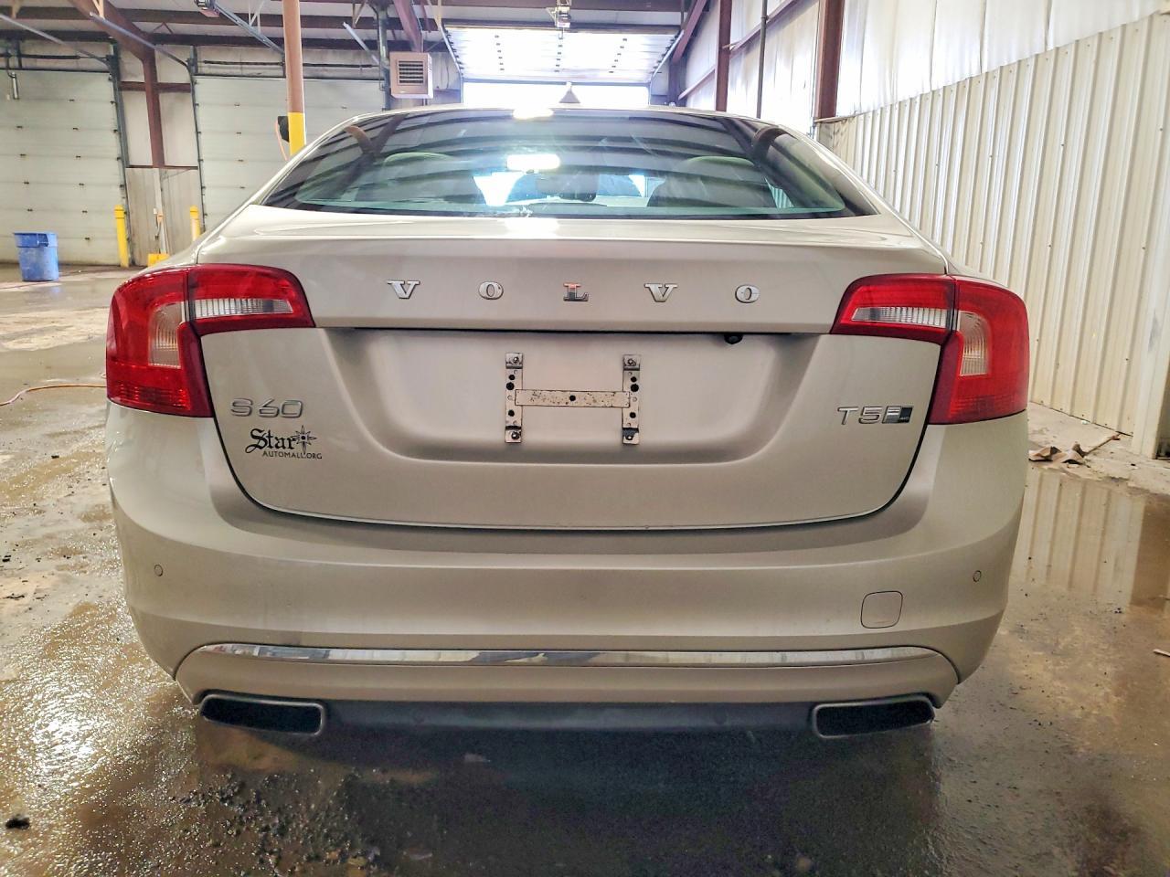 2018 VOLVO S60