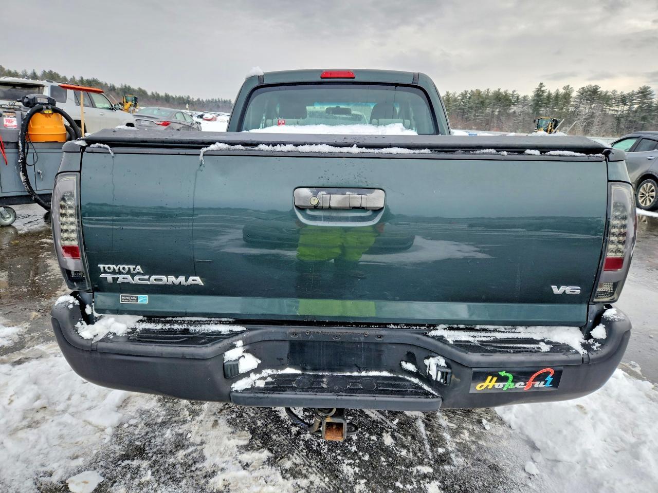 2011 TOYOTA TACOMA