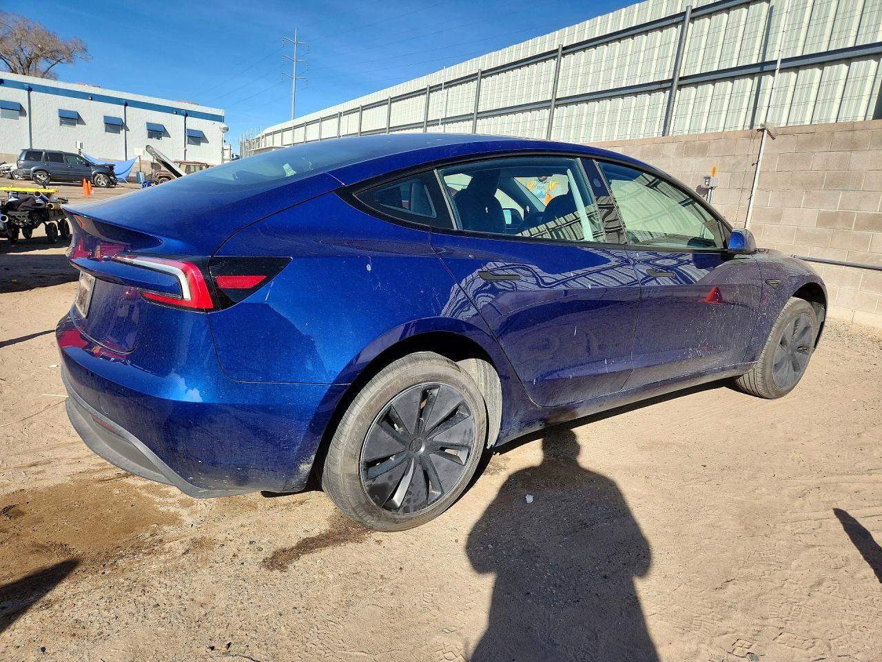 2024 TESLA MODEL 3