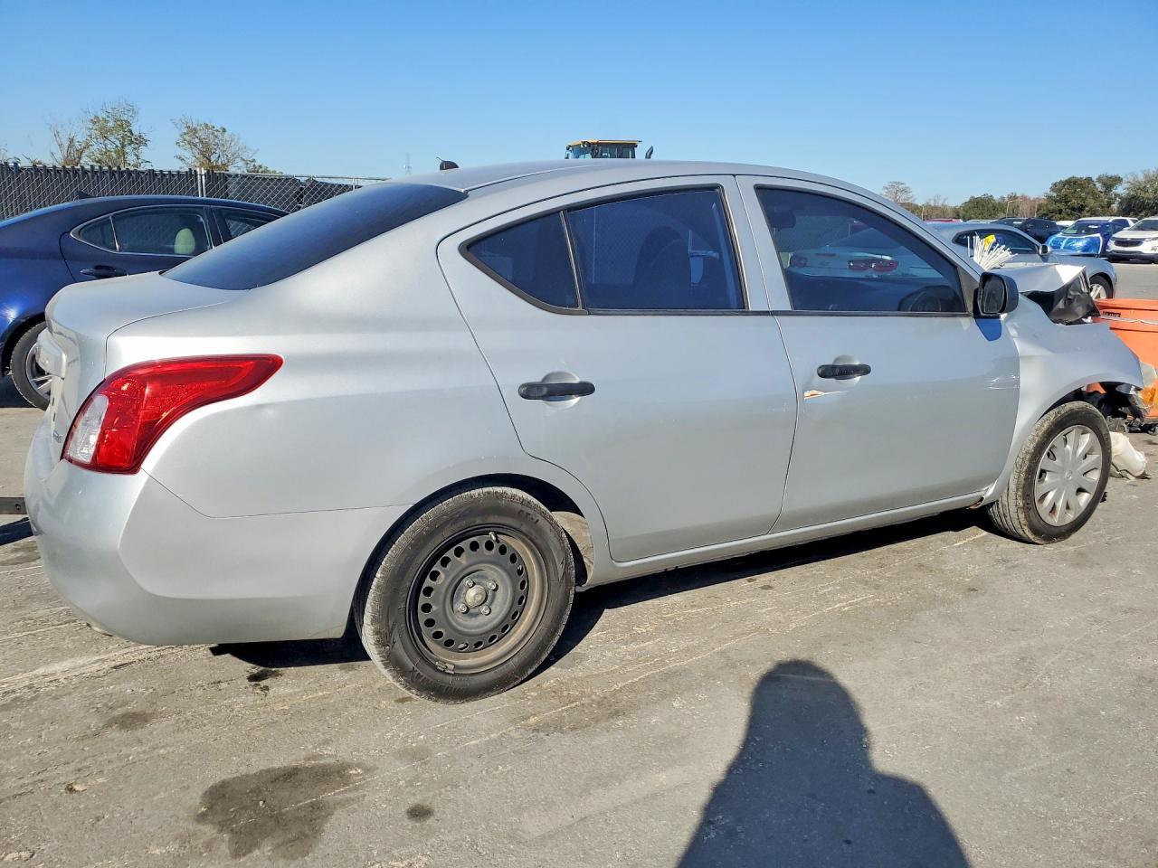 2012 NISSAN VERSA