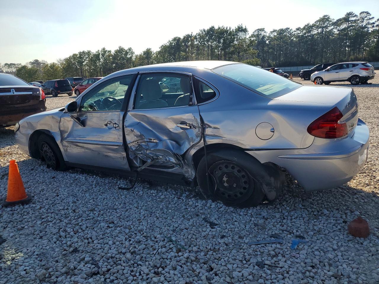 2005 BUICK LACROSSE