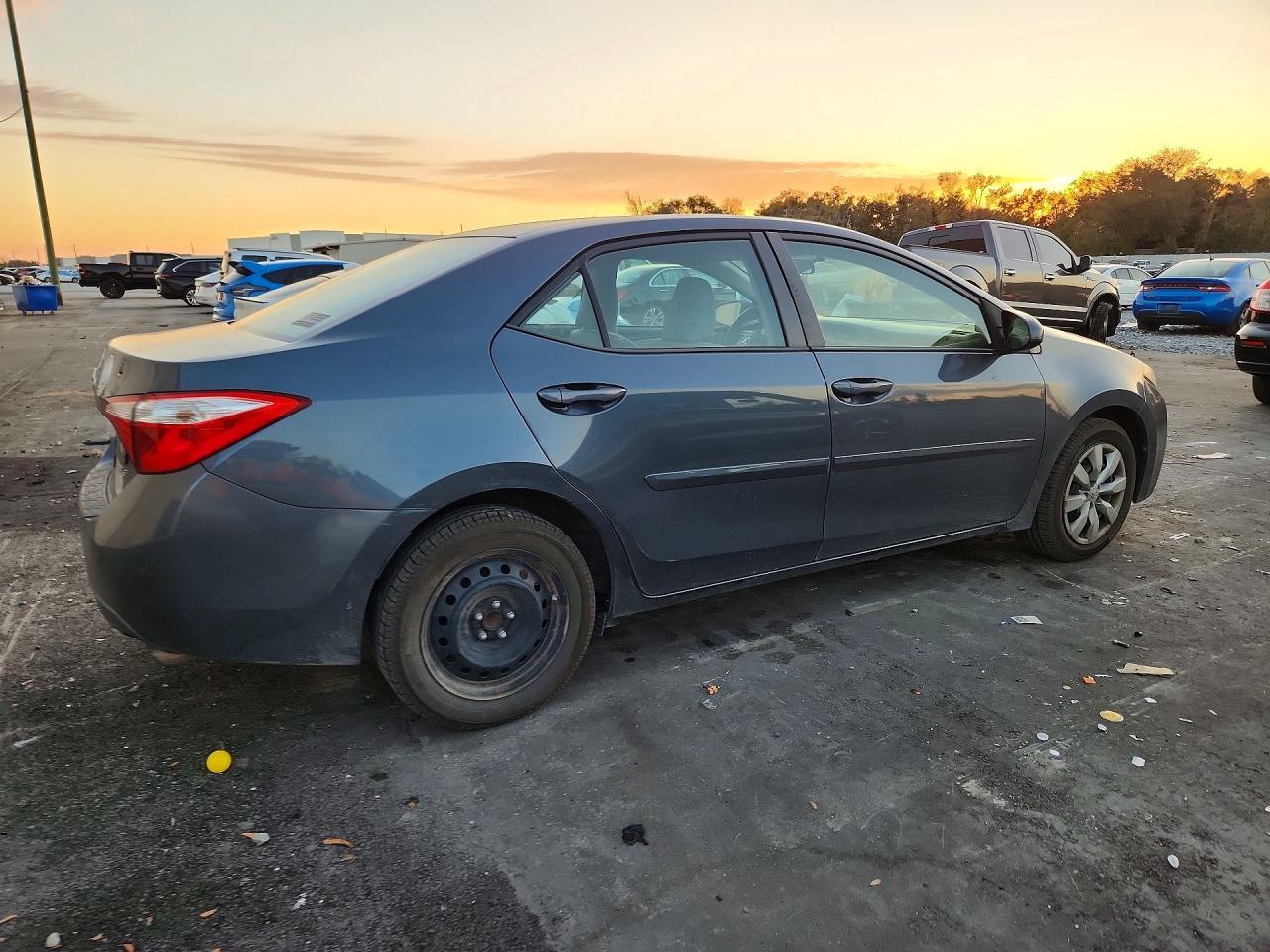2016 TOYOTA COROLLA